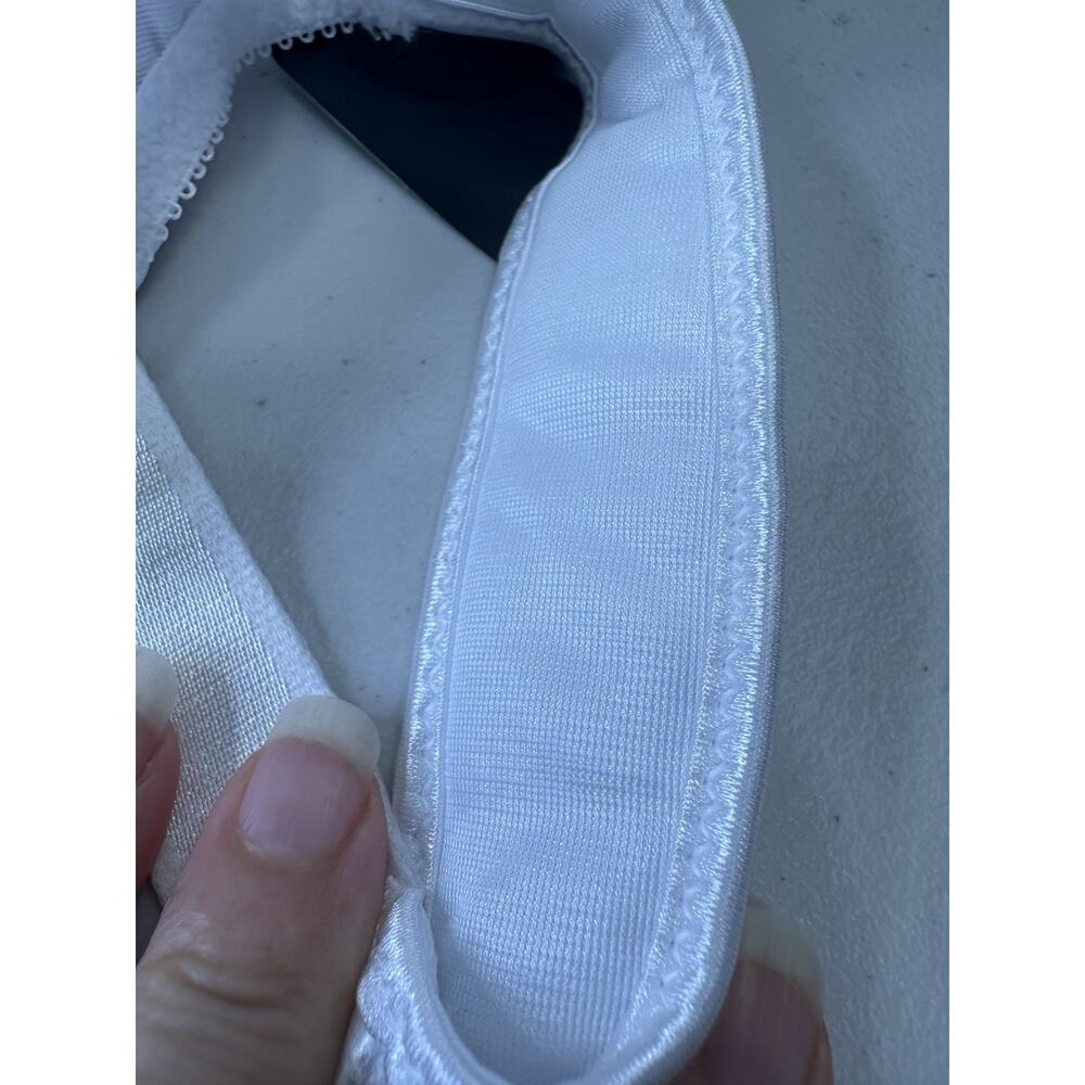 NWT Bali Minimizer Bra 38DD White Breathable Adjustable Support - Picture 9 of 15